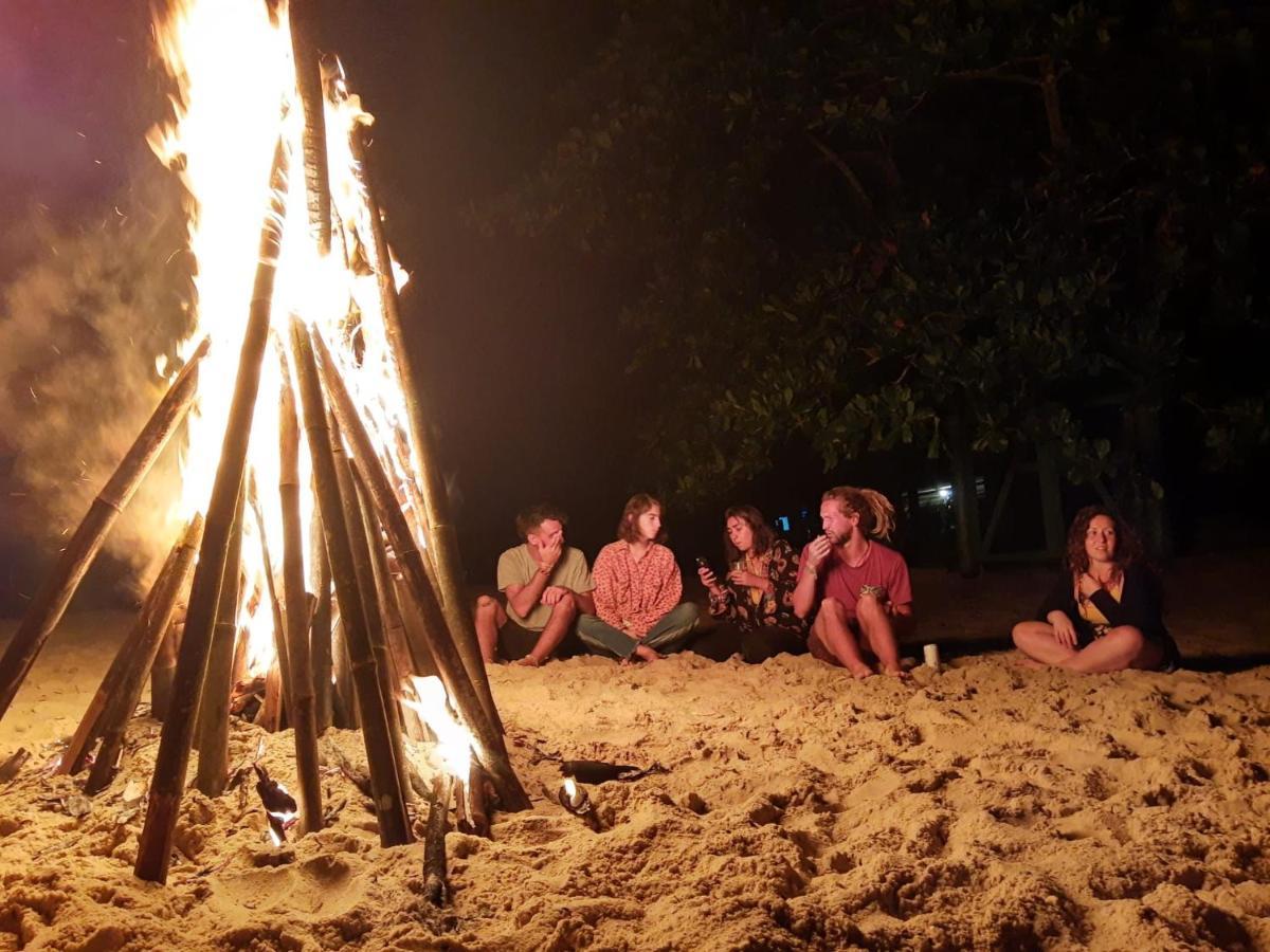 Hostel Tropico De Capricornio - Tenorio อูบาตูบา ภายนอก รูปภาพ